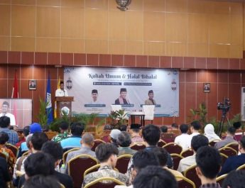 Peringatan Hari Ulang Tahun (HUT) Kota Depok ke-25, Dewan Perwakilan Rakyat Daerah (DPRD) Kota Depok menggelar Rapat Paripurna