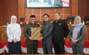 Rapat Paripurna DPRD Kota Depok Persetujuan Terhadap APBD Tahun Anggaran 2025 Dan Hasil Reses.
