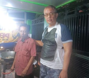 Potret Perjuangan Pedagang Kecil di Tengah Him-pitan Ekonomi: Kisah Pak Lintang Penjual Nasi Goreng”