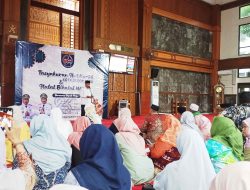 Wali Kota Depok Hadiri Tasyakuran dan Halalbihalal di Masjid Baitul Khamal Balaikota.