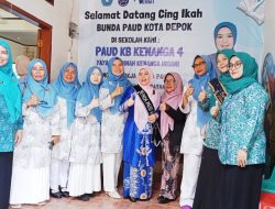 Bunda PAUD Kota Depok, Cing Ikah, Kunjungi PAUD KB  Kenanga 4 Sukamaju, Wujudkan Gerakan MIJEL dan Wajib PAUD 1 Tahun.