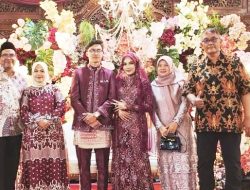 Ketua JERETA Hadiri Resepsi Pernikahan, Putri Lurah Kalibaru Depok Penuh Makna.